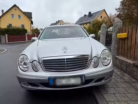 Mercedes-Benz Classe E E 240 V6 3.0 177