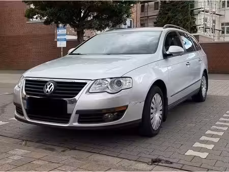 Volkswagen Passat 1.6 102
