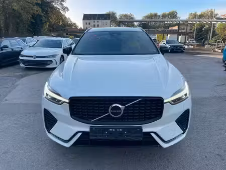 Volvo XC60 2.0 197 R Design 4x4