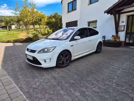 Ford Focus ST 2.5 225