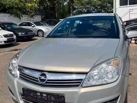 Opel Astra 1.6 105
