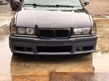 BMW Série 3 318i 2.0 143