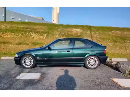 BMW Série 3 323i 2.5 170