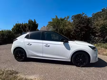 Opel Corsa 100