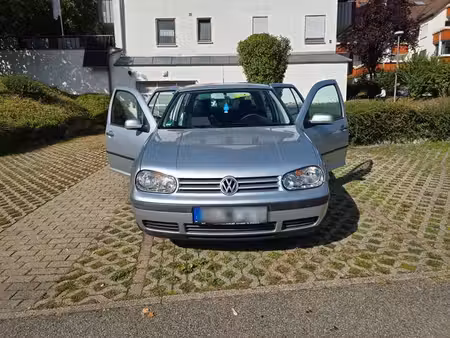 Volkswagen Golf 1.4 75