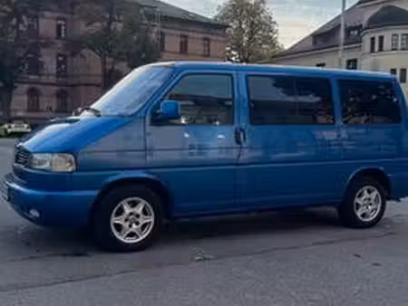 Volkswagen Transporter T4 2.5 TDI 102