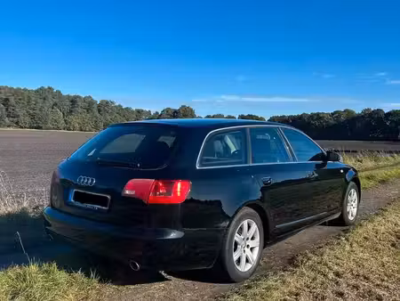 Audi A6 V6 2.4 177