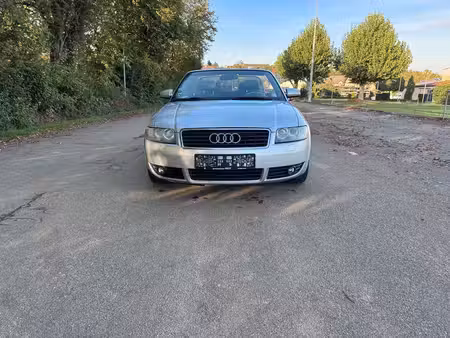 Audi A4 V6 2.4 170