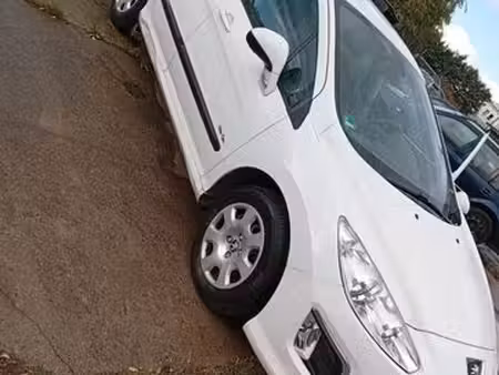 Peugeot 308 1.6 HDi 90