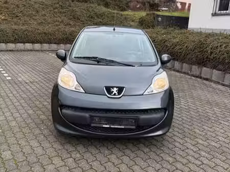 Peugeot 107 1.0 VTi 68