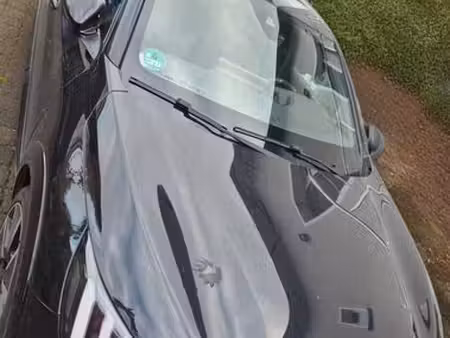 Peugeot 208 136 GT