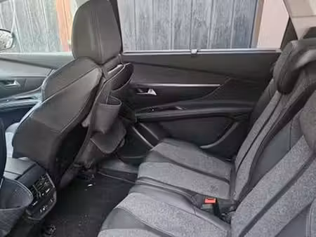 Peugeot 5008 1.6 HDi 130