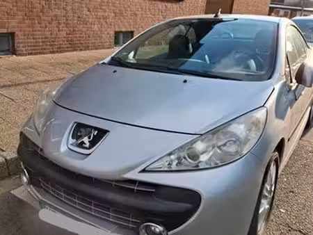Peugeot 207 CC 1.6 VTi 120