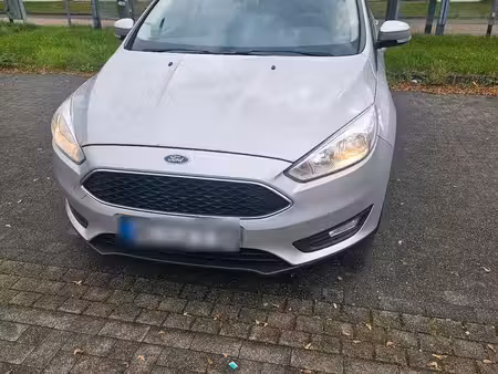 Ford Focus 1.0 125