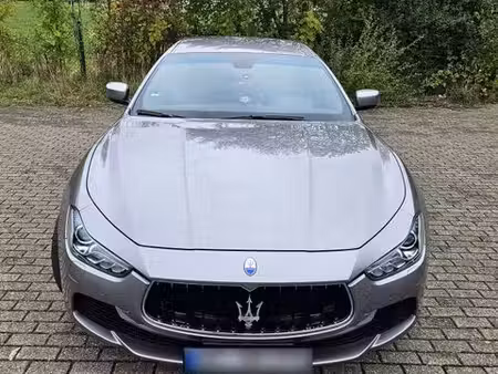 Maserati Ghibli V6 3.0 275