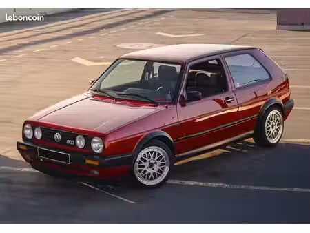 Volkswagen Golf GTI