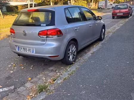 Volkswagen Golf 1.6 TDI 105