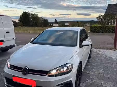 Volkswagen Golf GTI 2.0 245 Performance