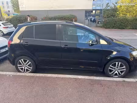 Volkswagen Golf 2.0 TDI 140