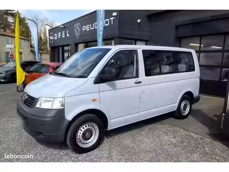 Volkswagen Multivan 2.5 TDI 130