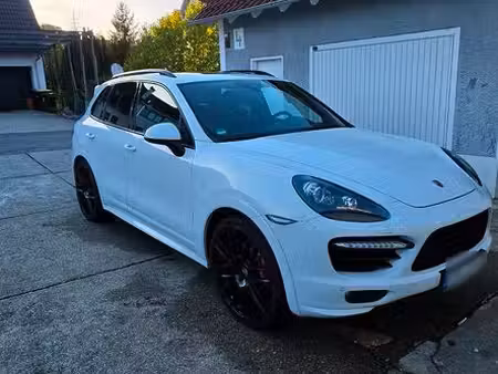 Porsche Cayenne GTS V8 4.8 420 4x4