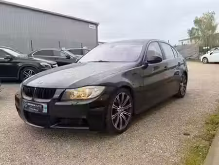 BMW Série 3 330i 3.0 258 Luxe