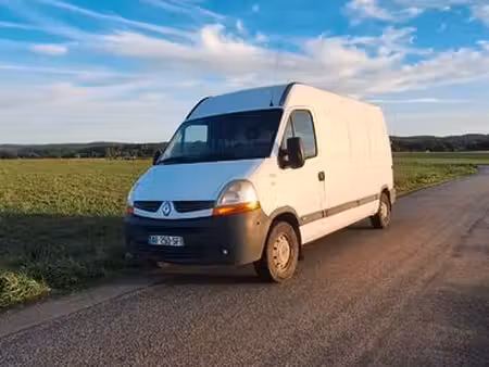 Renault Master 2.5 dCi 120
