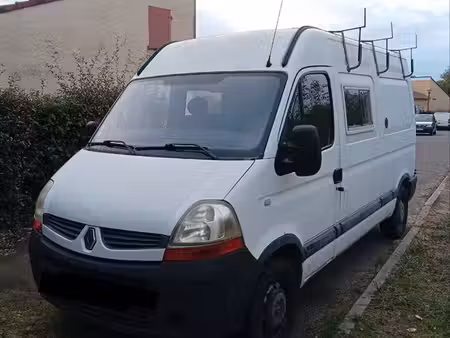 Renault Master 2.5 dCi 100