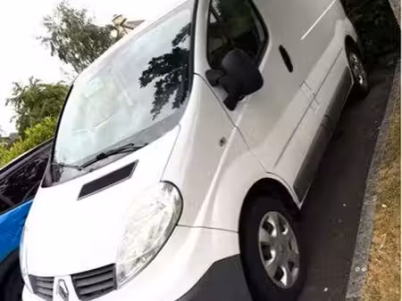 Renault Trafic 2.0 dCi 90