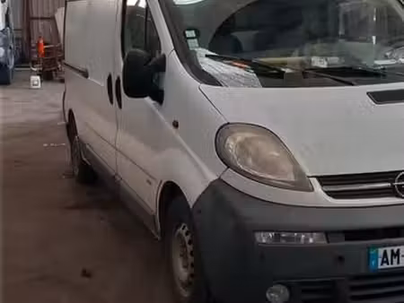 Opel Vivaro 2.5 CDTI 135
