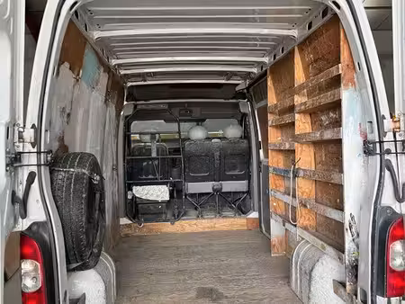 Renault Master 2.5 dCi 120