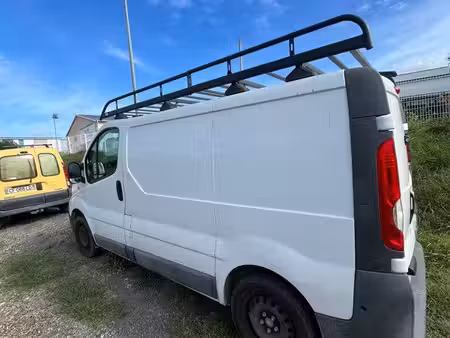 Renault Trafic 2.0 dCi 90