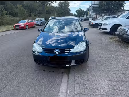 Volkswagen Golf 1.4 75 Confortline