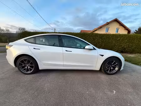 Tesla Model 3 Standard Plus 275