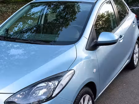 Mazda Mazda2 75