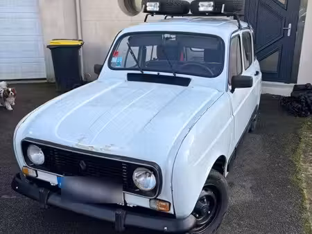 Renault R4 4L