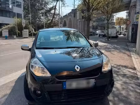 Renault Clio 1.2 75 TomTom