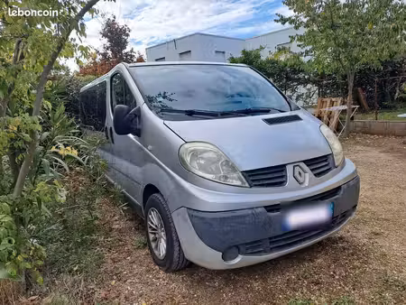 Renault Trafic 2.0 dCi 90