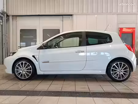 Renault Clio RS 2.0 203