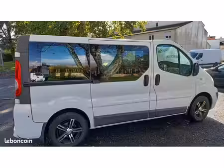 Renault Trafic 2.0 dCi 90