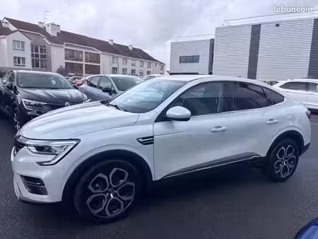 Renault Arkana E-Tech 1.6 145 Techno