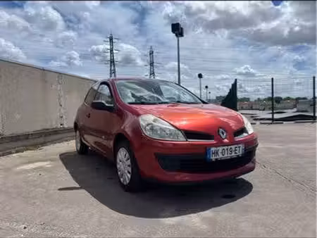 Renault Clio 1.2 75