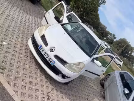 Renault Clio 1.2 75