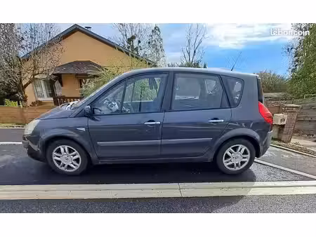 Renault Scénic 1.5 dCi 105