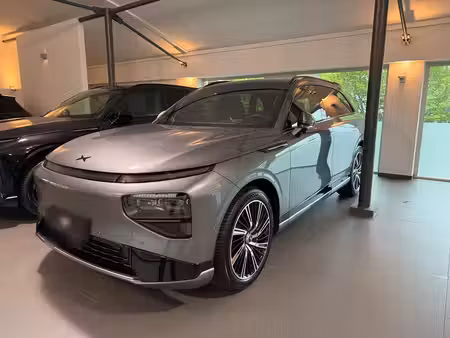 XPeng G9 Performance 575