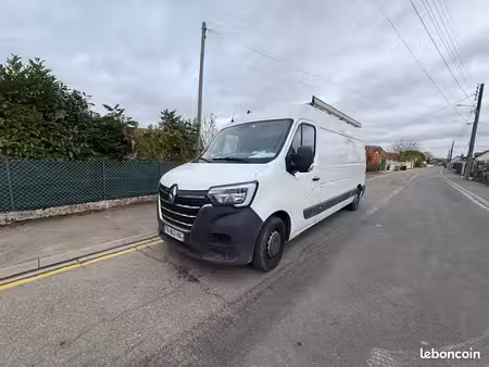Renault Master 2.3 dCi 180