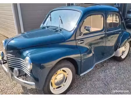 Renault 4CV 