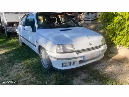 Renault Clio 16S