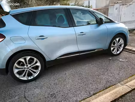 Renault Scénic 1.7 dCi 120