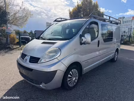 Renault Trafic 2.5 dCi 150